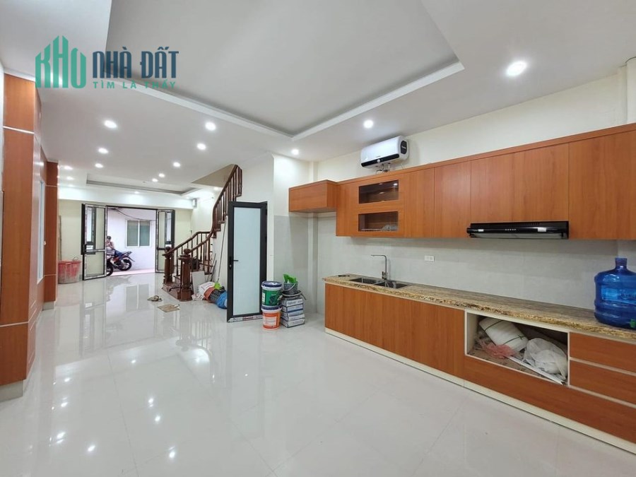 Bán nhà ngõ 29 Võ Chí Công, Cầu Giấy, 50m2, 5 tầng, 6 phòng ngủ khép kín, ngõ 3 gác, giá 5.9 tỷ