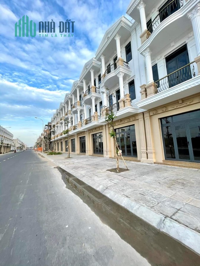 (Siêu Phẩm) Nhà mặt phố Nguyễn Trọng Dân Tx Gò Công (5x23m) x 3 tầng Kinh Doanh Tốt 4,6 tỷ