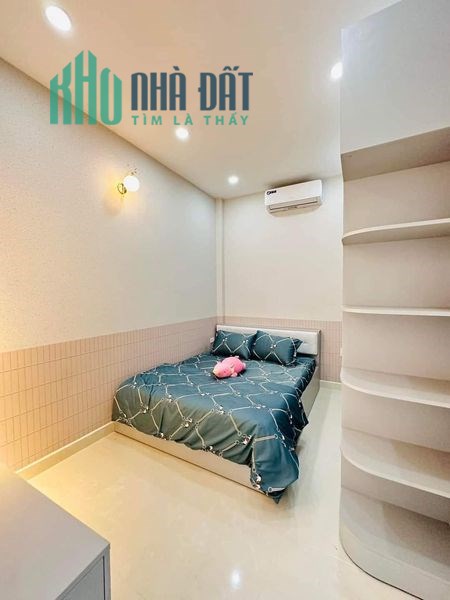 Bán nhà vị trí tuyệt đẹp ngay chợ Phạm Văn Chiêu đường số 3, P9 Gò Vấp, nội thất đẹp vuông vứt