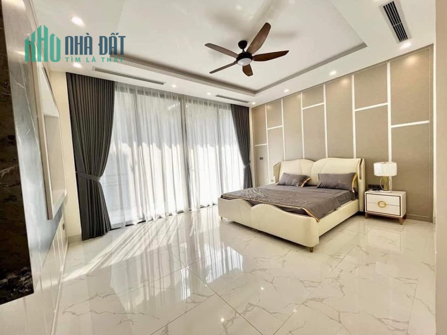 BÁN NHÀ: LÁNG HẠ- Mặt Phố-KD-OTO-50M2 20 tỷ.