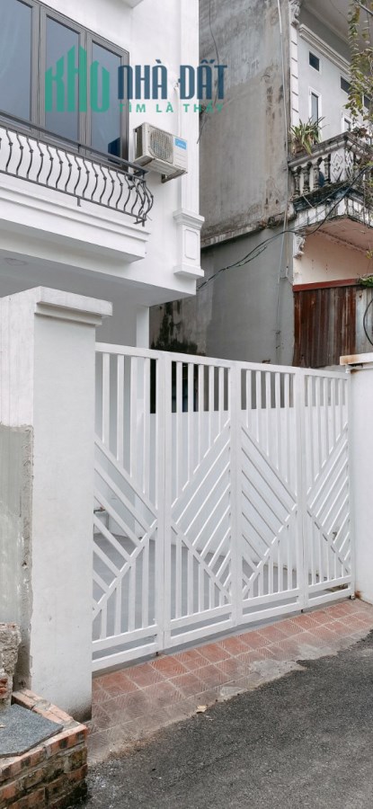 Bán nhà 4 tầng Lễ Pháp, 62m2, MT 4m, Ô tô 7 chỗ vào nhà, 3xtỷ, Tiên Dương.