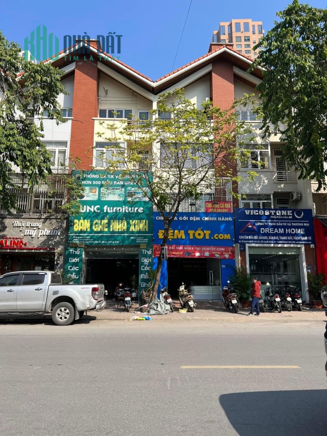 Cho thuê MP Nguyễn Văn lộc, 90m2, 5 tầng, kinh doanh. Thương lượng.