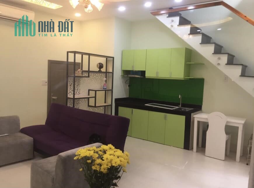 Nhà bán Quận 10, CMT8, ngang gần 6m, nhỉnh 4 tỷ