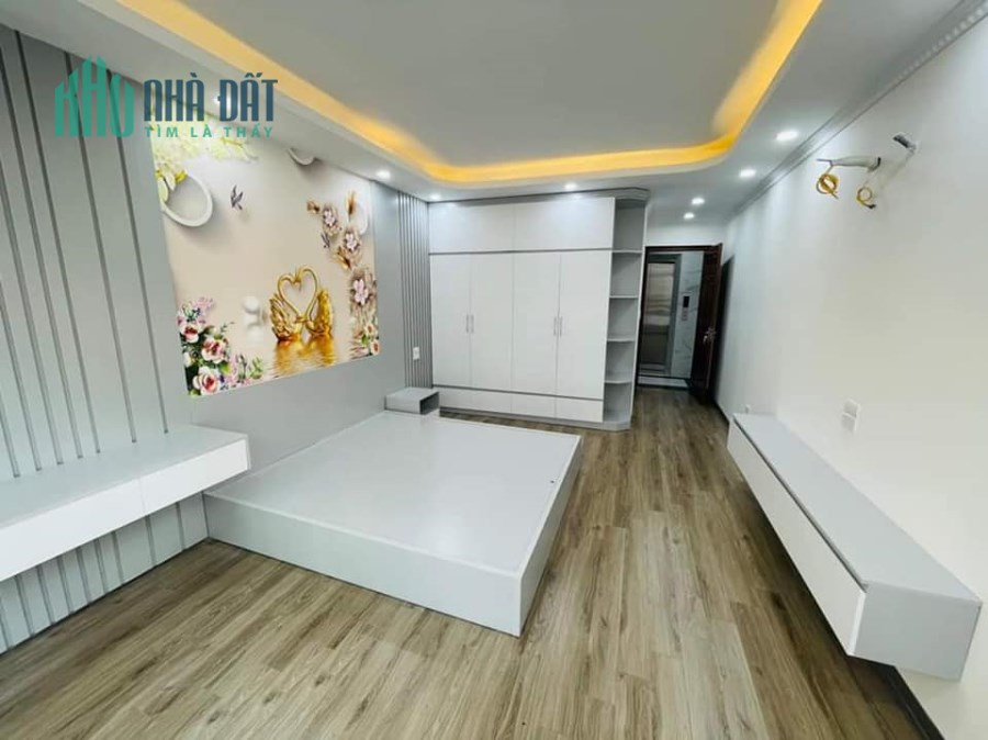 Bán nhà đường Mỗ Lao, Quận Hà Đông 40m2 x5T, giá 4 tỷ.