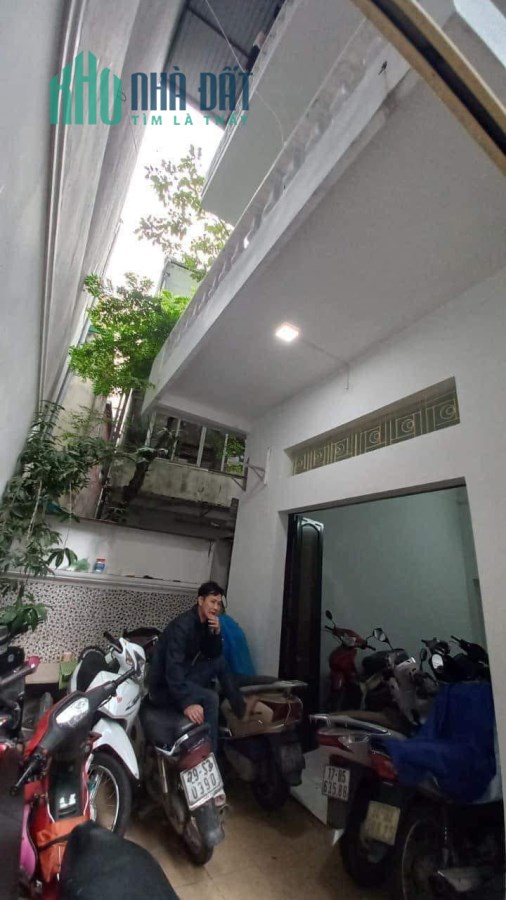 Siêu phẩm nhà phố Thịnh Quang – Ngã Tư Sở, ô tô đỗ cổng, giá rẻ nhất Hà Nội.