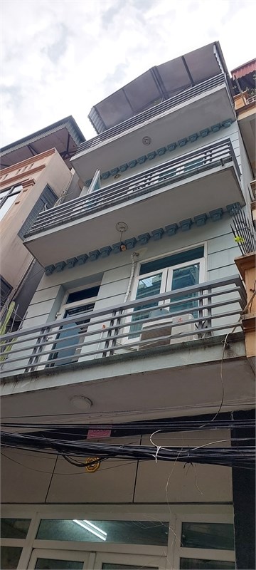 Bán nhà  Nguyễn Văn Cừ, Long Biên, 4 tầng 40m2  Ngõ Ô TÔ, KINH DOANH tốt. 0983311014