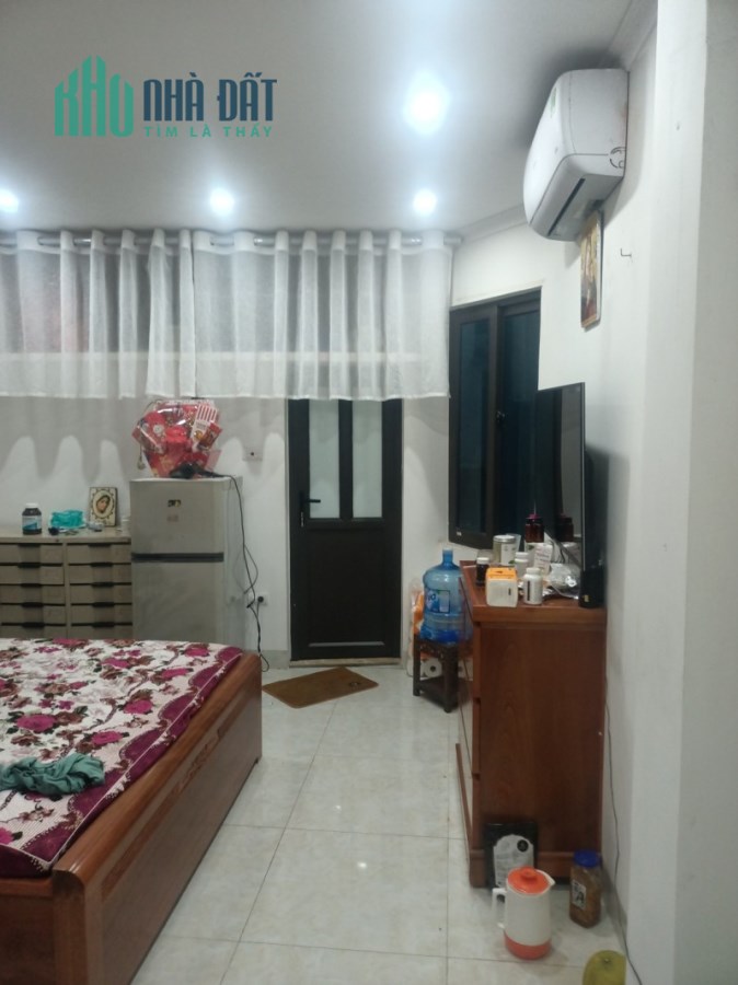 Bán nhà mặt phố gần Phố Huế Hai Bà Trưng 60m2, MT 8m giá 21.5 tỷ Ô tô