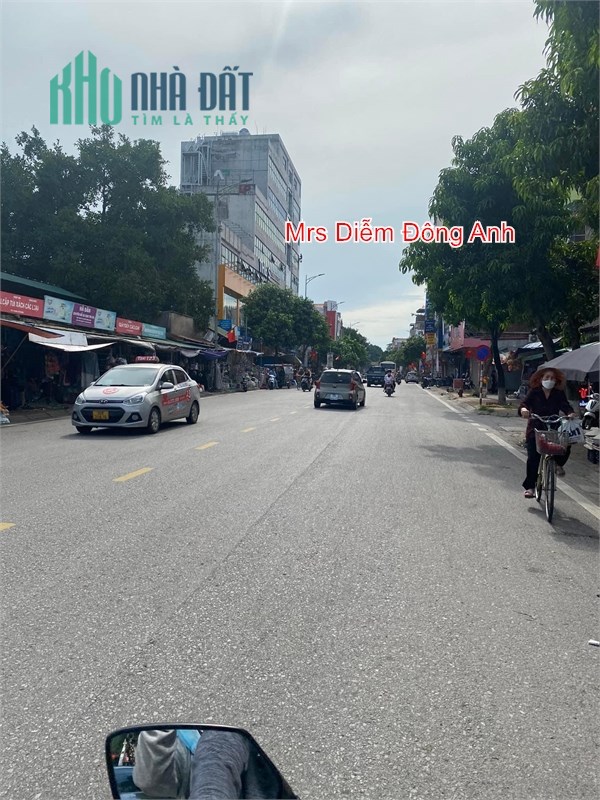 Nhỉnh 5 tỷ, Mrs Diễm cần bán 52m đất trung tâm, mặt phố kinh doanh Việt Hùng, Đông Anh