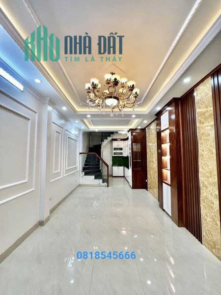 BÁN NHÀ MẶT NGÕ THÔNG GẦN HỒ GẦN PHỐ TRẦN QUÝ CÁP QUẬN ĐỐNG ĐA DT: 40M2 5 TẦNG MT 3.6M 3 PHÒNG NGỦ