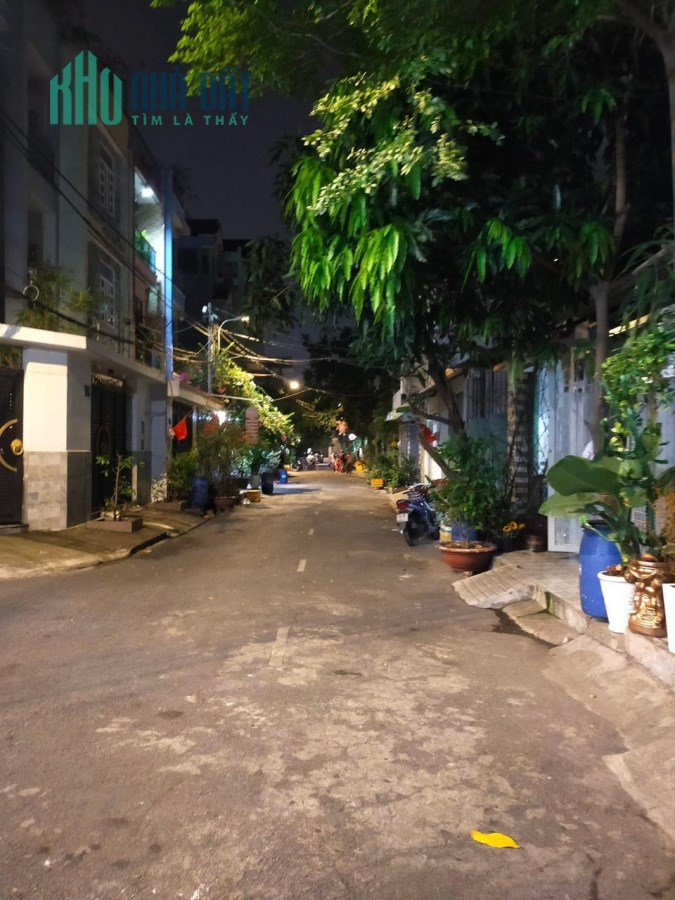 Bán nhà 4 tầng đường hương lộ 2, hẻm nhựa 8m, 73m2 chỉ 6.5 tỷ, giáp tân phú