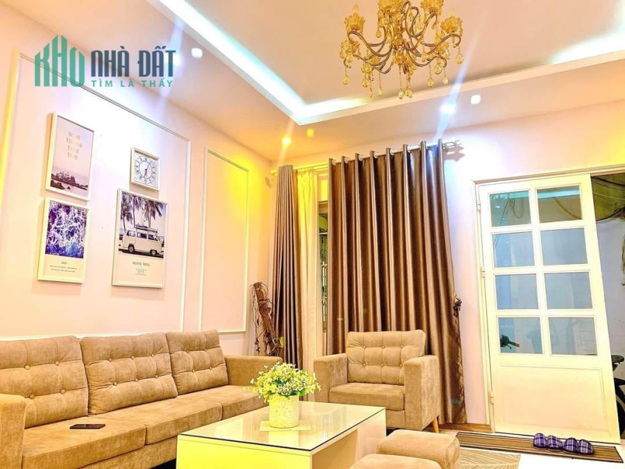 BÁN NHÀ PHỐ TRẦN KHÁT CHÂN   ĐẸP NHƯ NGỌC TRINH 30Mx4 NHỈNH 3 TỶ 2 THOÁNG