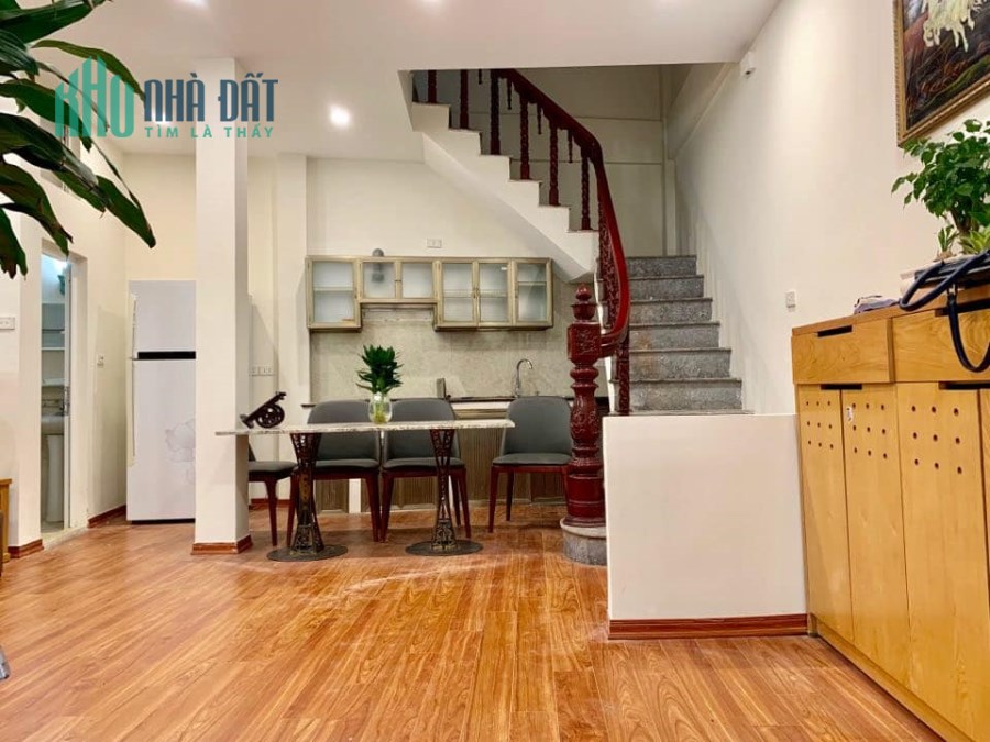 Bán nhà 52m2 phố Âu Cơ, Tây Hồ Kinh doanh Ô tô tránh 6.9 tỷ
