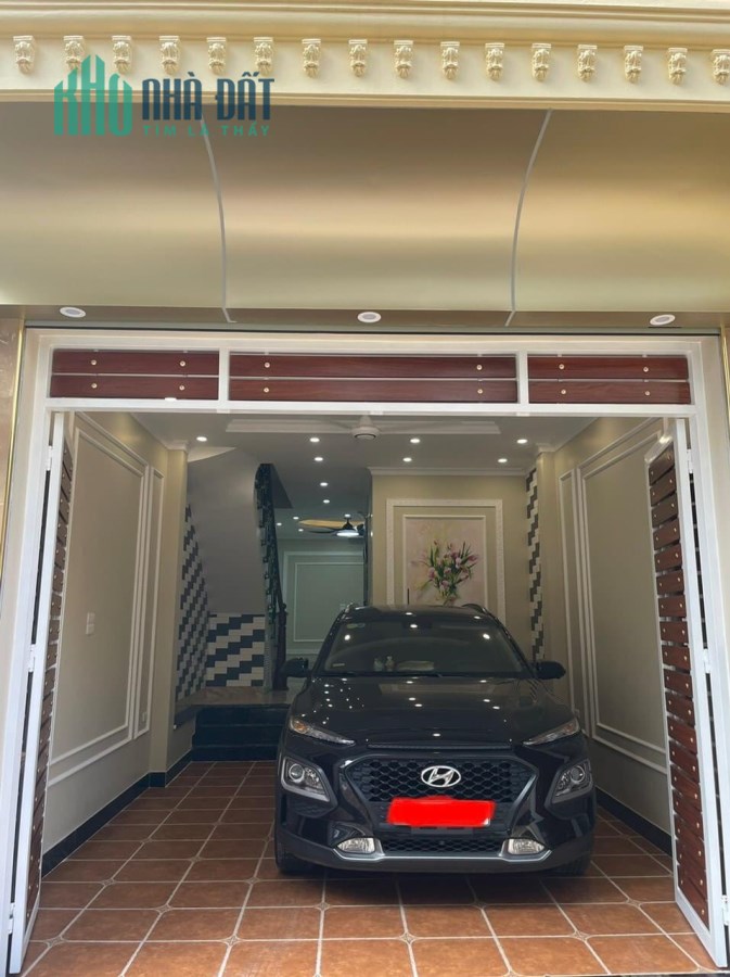 Bán nhà Bát Khối, Long Biên diện tích 51m2 , 4 tầng, mặt tiền 4m, giá chỉ 5 tỷ