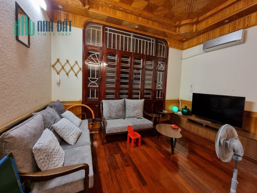 BÁN NHÀ TRẦN QUỐC HOÀN, PHÂN LÔ, GARA Ô TÔ, DT 45Mx 5 TẦNG, Ở, KINH DOANH, NHỈNH 10 TỶ, LH