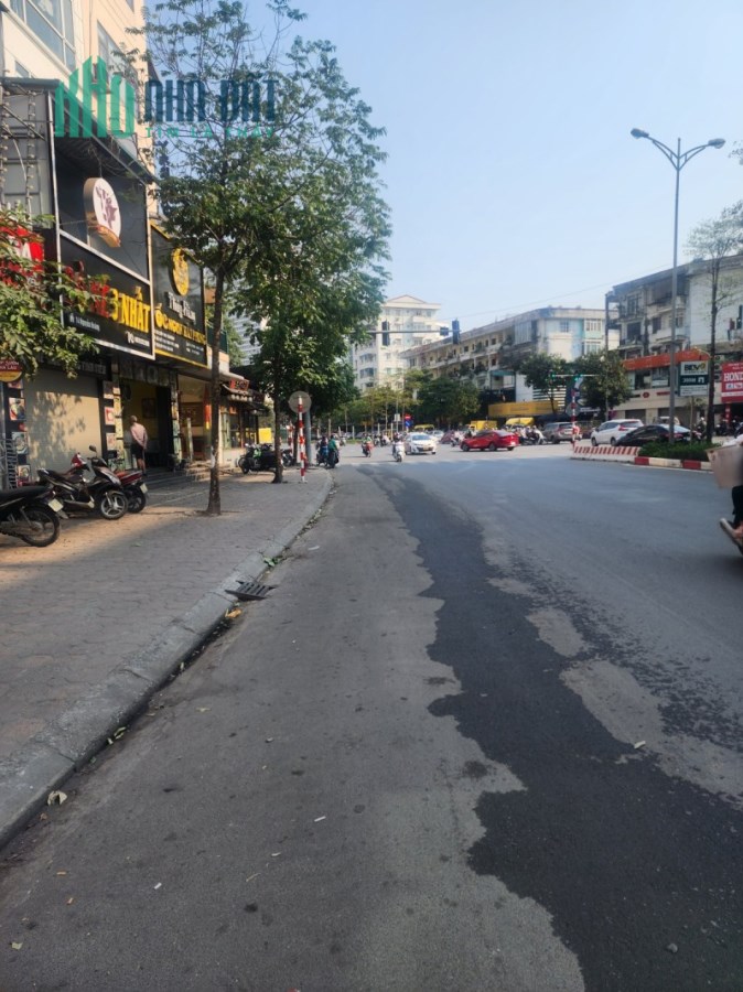 BÁN NHÀ NGUYỄN HOÀNG, LÔ GÓC,KINH DOANH DÒNG TIỀN ĐỈNH CAO, DT 90M x 9 TẦNG, HẦM, 31 TỶ, LH