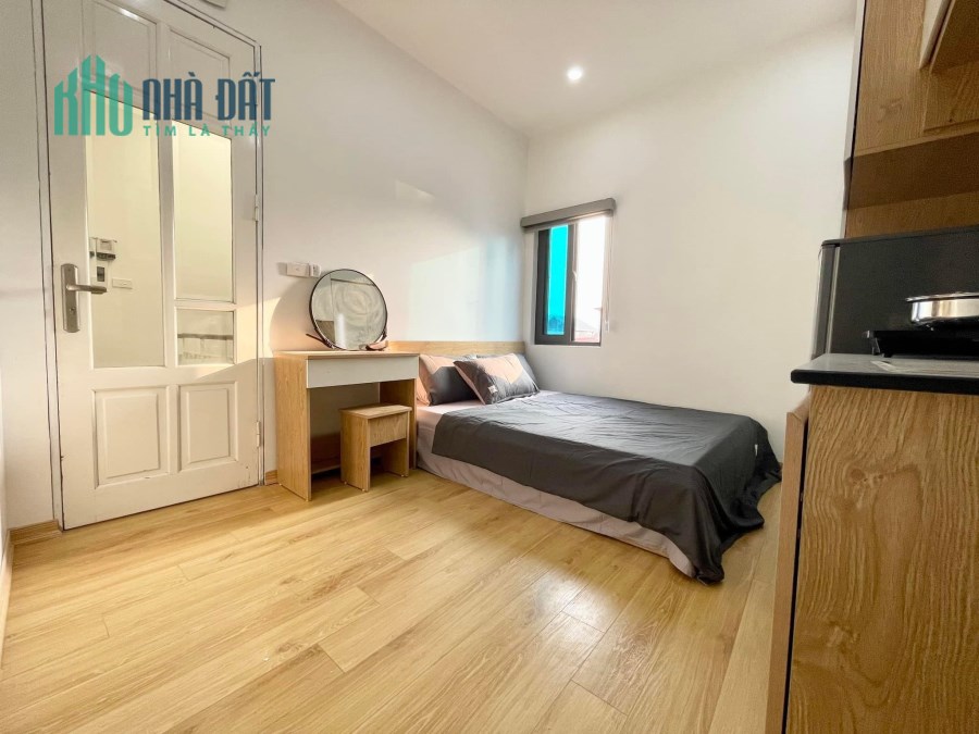 Bán  tòa nhà CCMN Xuân Thủy, Cầu Giấy  47m, 5T,  9 phòng , giá 7 tỷ 35.