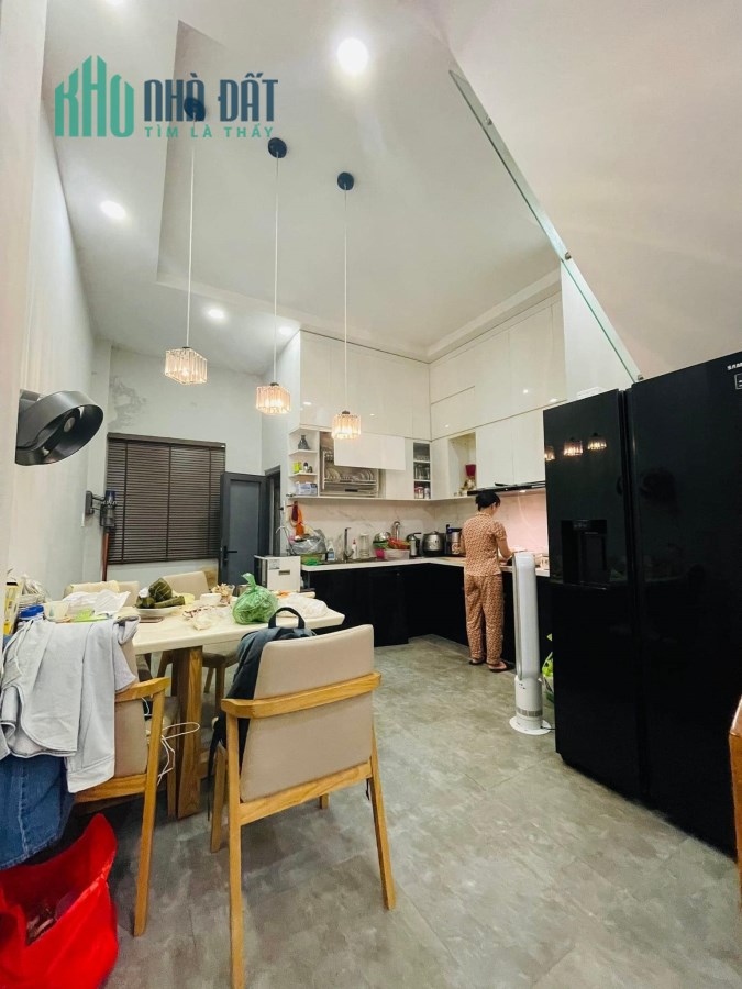 Bán nhà hẻm xe hơi 6m đường Nguyễn Hữu Tiến - 60m2- nhỉnh 6 tỷ