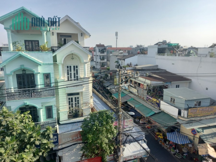 8,4 Tỷ -Mặt tiền kinh doanh-4 tầng- Góc đẹp nhất tại Chợ Phước Bình - Thu nhập 25tr - Bao giá khu