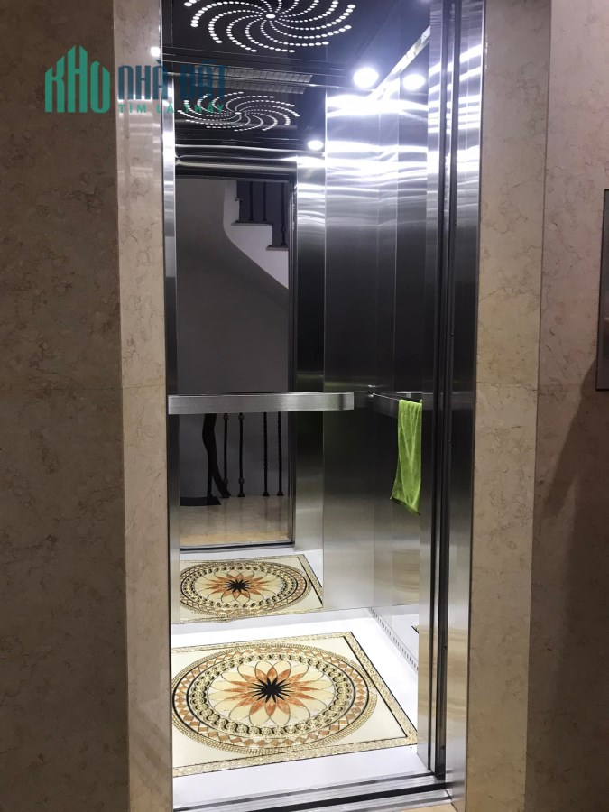 GIẢM MẠNH 2 TỶ CĂN GÓC 6 TẦNG THANG MÁY QUẬN 11 HẺM XE HƠI CHỈ 10 TỶx LH: 0934129392