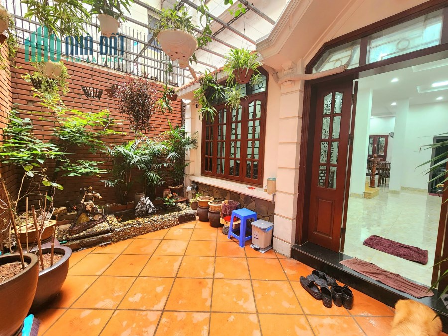 BÁN NHÀ NGUYỄN ĐÌNH THI. ĐI BỘ 2 PHÚT HỒ TÂY. DT 73M2. GIÁ 8,9 TỶ