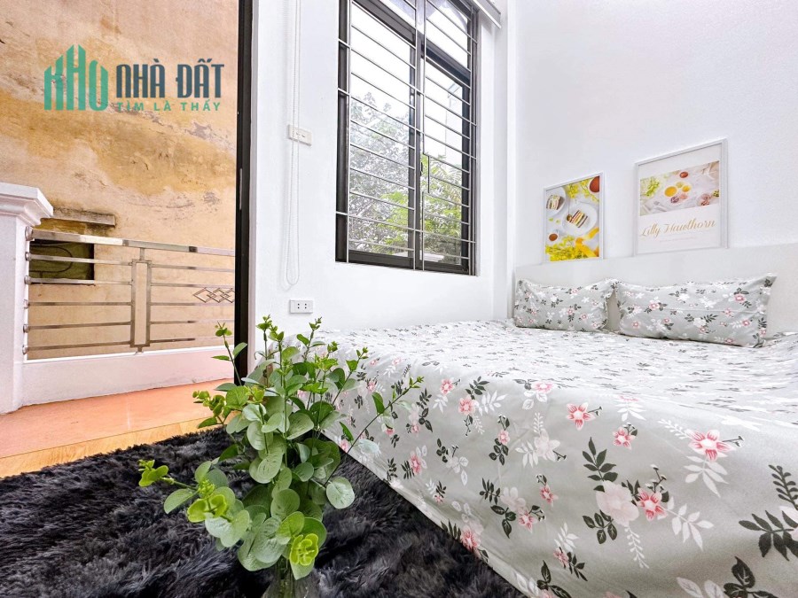 Bán  tòa nhà CCMN, Cầu Giấy 45m, 5T,  9 phòng cho thuê, thu đều 45 triệu 1 tháng, giá  6 tỷ 3.