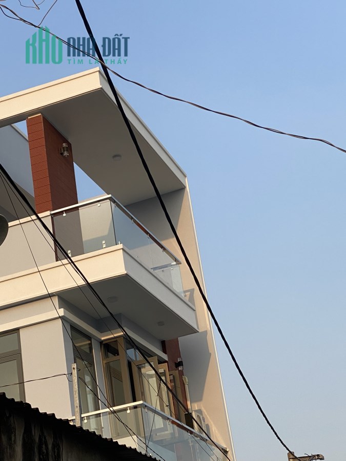 HÀNG HIẾM LINH XUÂN, THỦ ĐỨC, NGANG 9M, XE HƠI ĐẬU TRƯỚC NHÀ, ĐẤT TRỐNG TIỆN XÂY MỚI, CHỈ  HƠN 5 TỶ