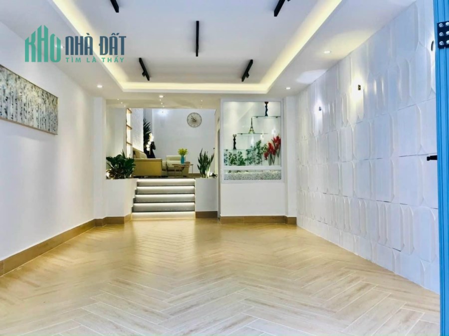 Bán nhà Huỳnh Tấn Phát, Quận 7, 65m2, 3 PN, chỉ hơn 5 tỷ