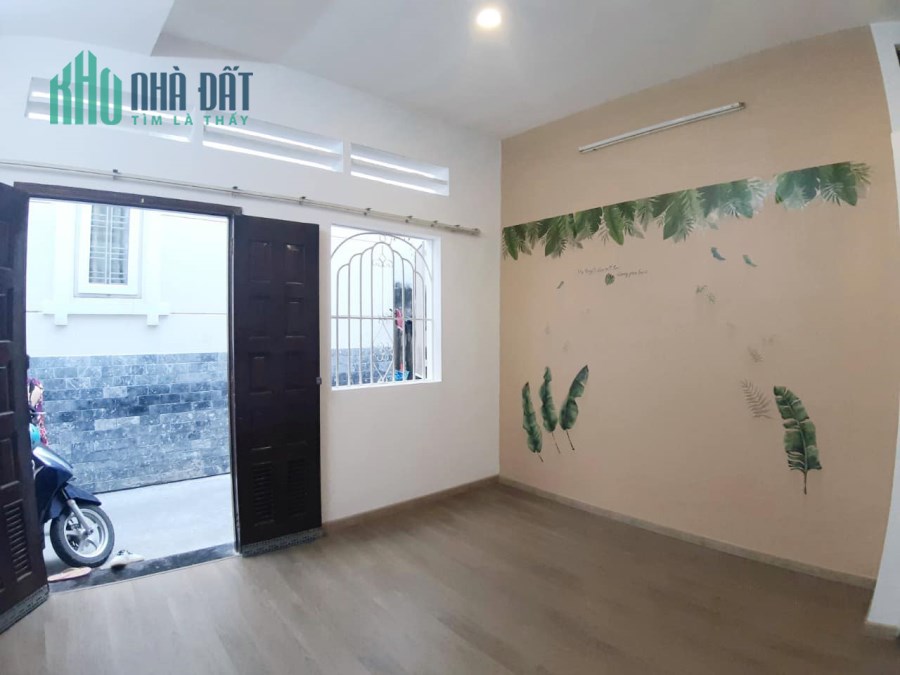 LÝ TUỆ TÂN PHÚ - CÁCH MẶT TIỀN VÀI BƯỚC CHÂN - 2 TẦNG  20.8M2