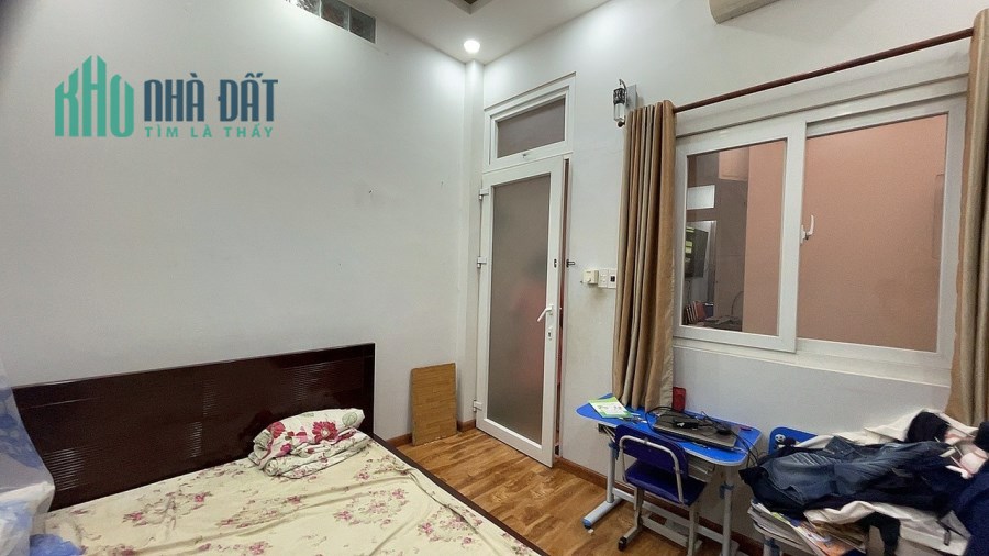 Giá 5.9 tỷ, dt 4m x 12m, bán nhà THÍCH QUẢNG ĐỨC, PN, 3 phòng ngủ/